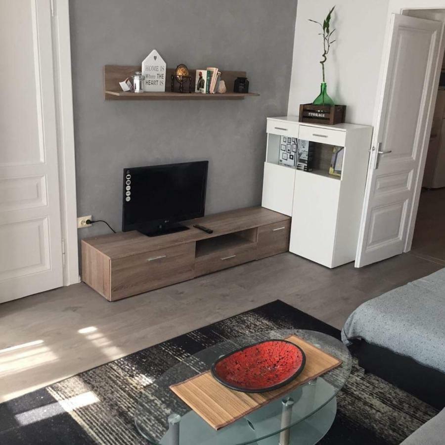 Apartment Max 4 Stars Рієка Екстер'єр фото